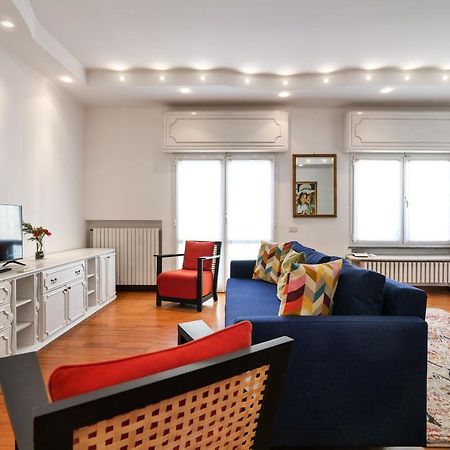 Primopiano - Alzaia Apartamento Milão Exterior foto